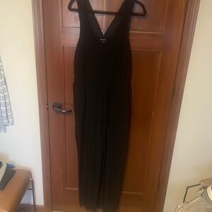 Athleta Sz L wide leg jumpsuit with waist tie and pockets